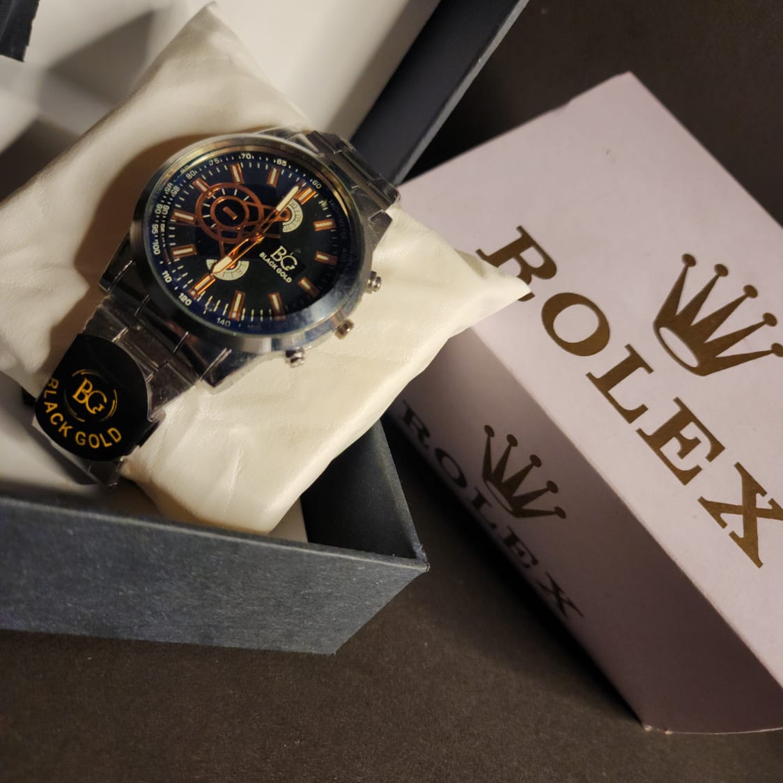 Men's Stainless Steel Watch – Elegant Metal Strap Timepiece