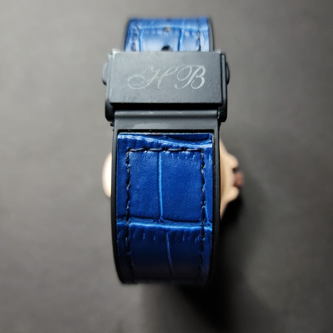 Hublot-Inspired Luxury Men's Watch – Chronograph Design